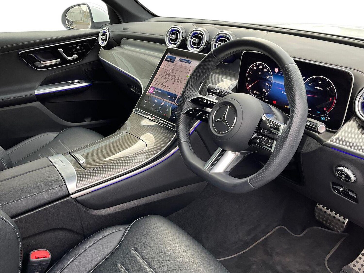 Used Mercedes-Benz GLC 2024 for sale - 76554242: Photo 17