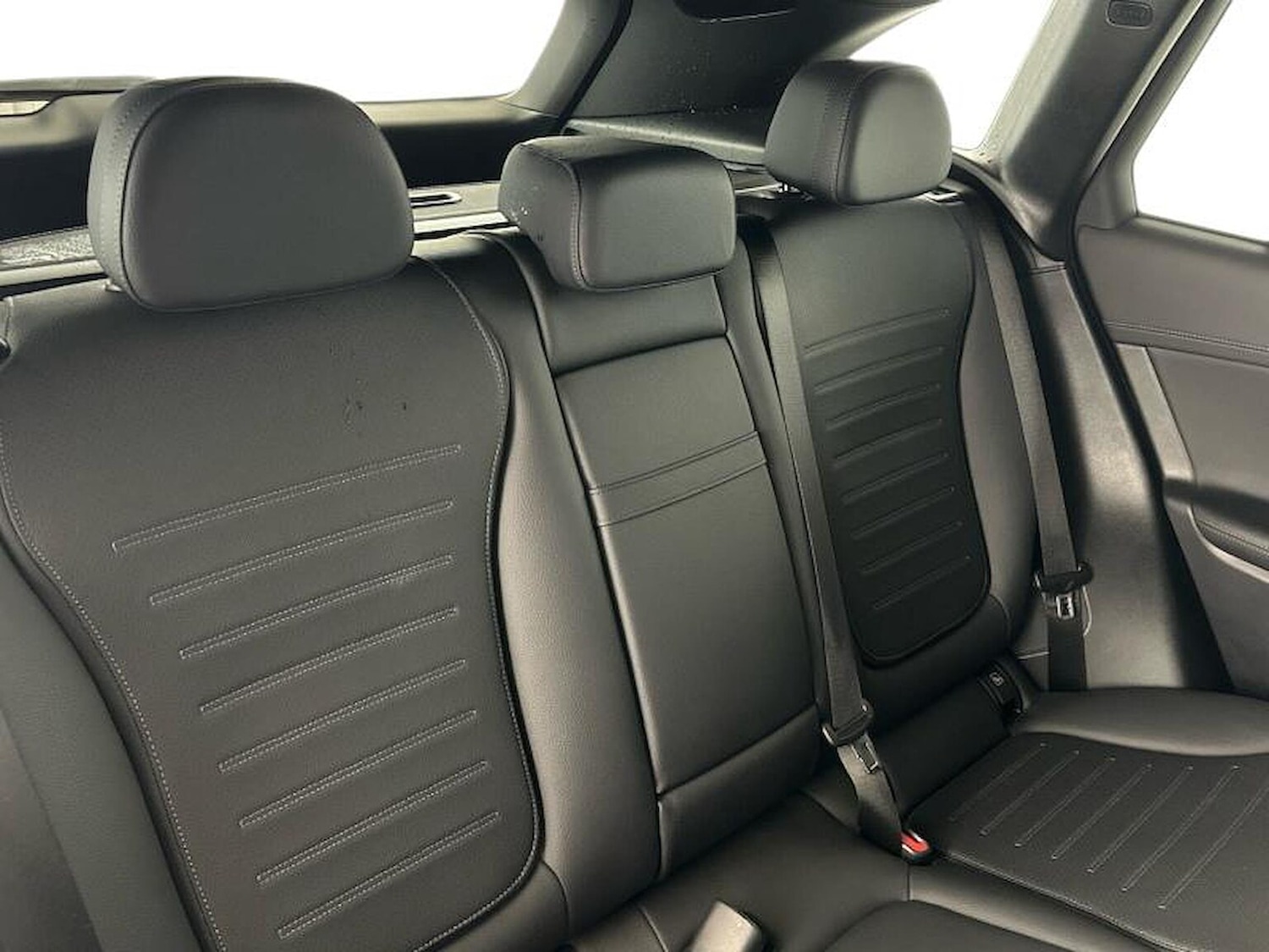 Used Mercedes-Benz GLC 2024 for sale - 76554242: Photo 8