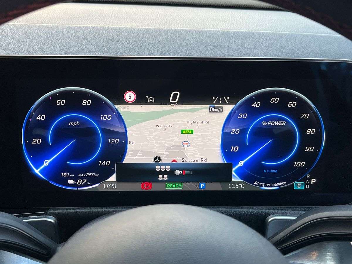 Used Mercedes-Benz EQB 2025 for sale - 78193537: Photo 10