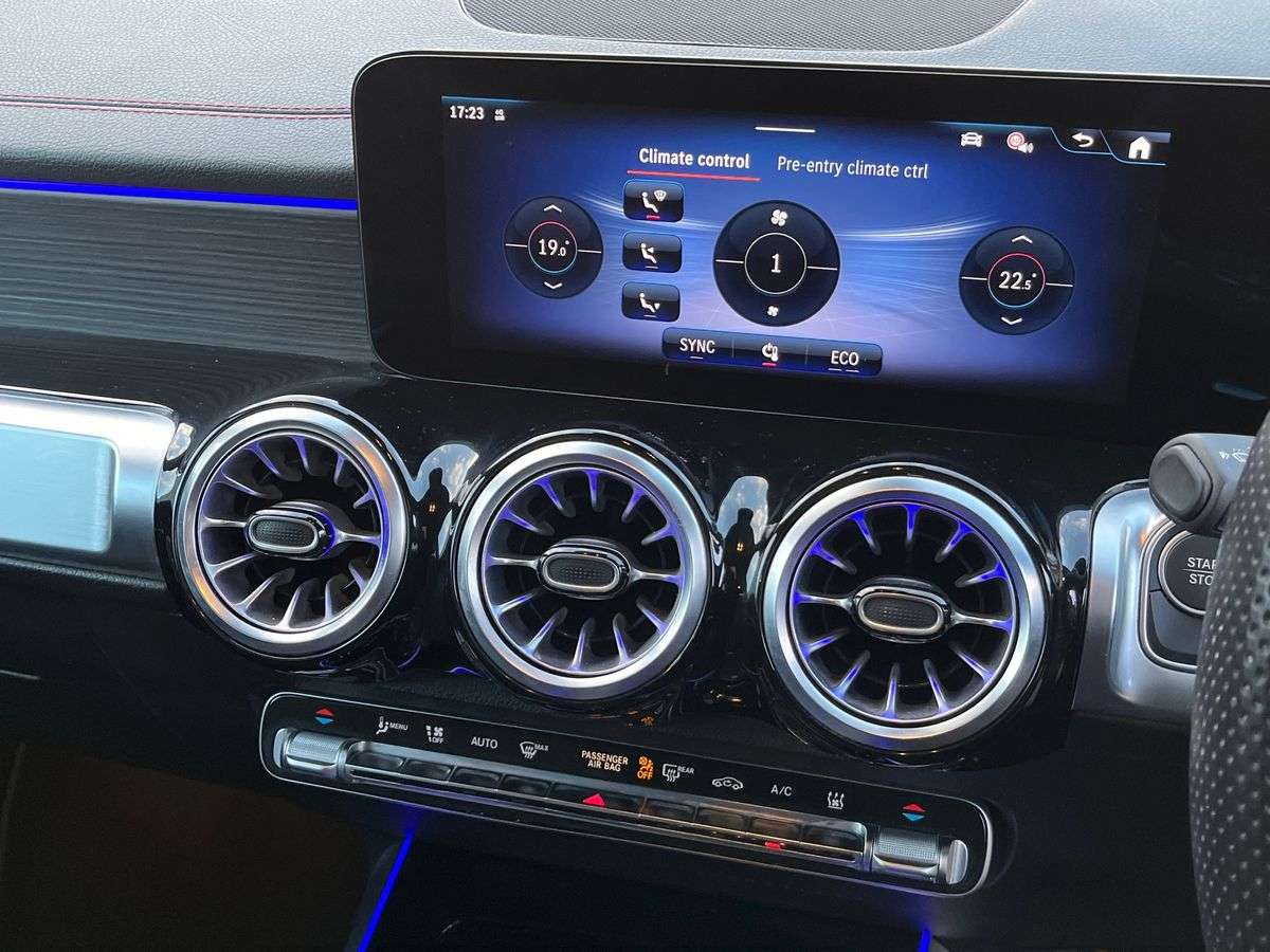 Used Mercedes-Benz EQB 2025 for sale - 78193537: Photo 12