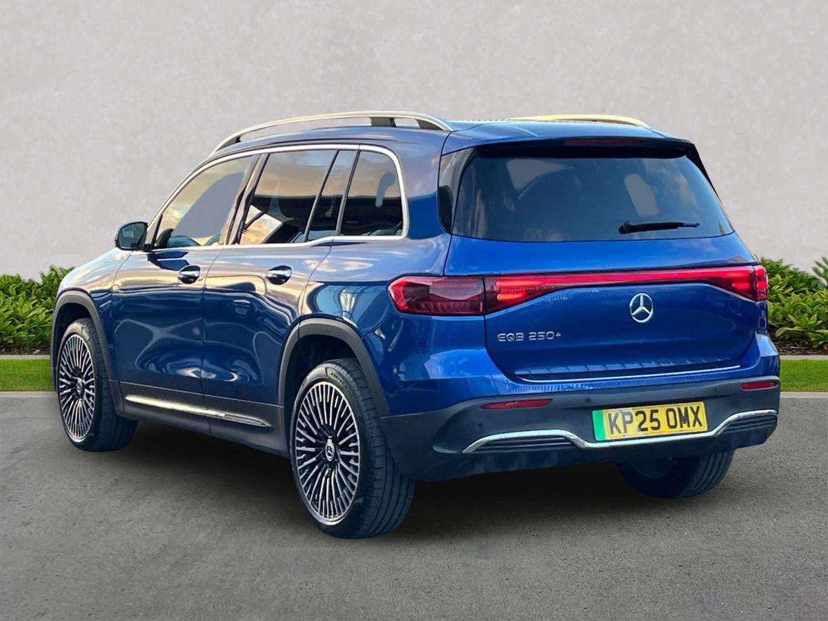 Used Mercedes-Benz EQB 2025 for sale - 78193537: Photo 2