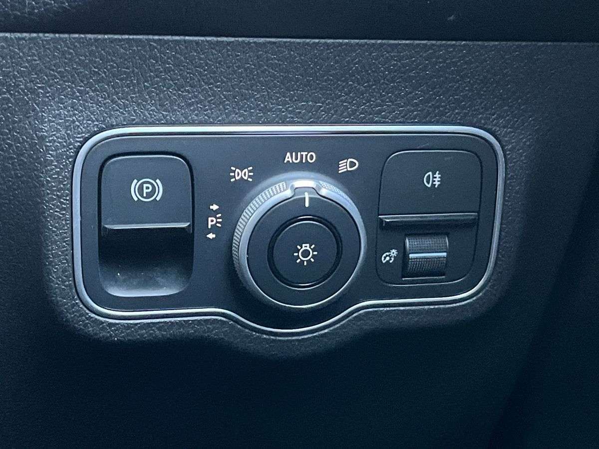 Used Mercedes-Benz EQB 2025 for sale - 78193537: Photo 22