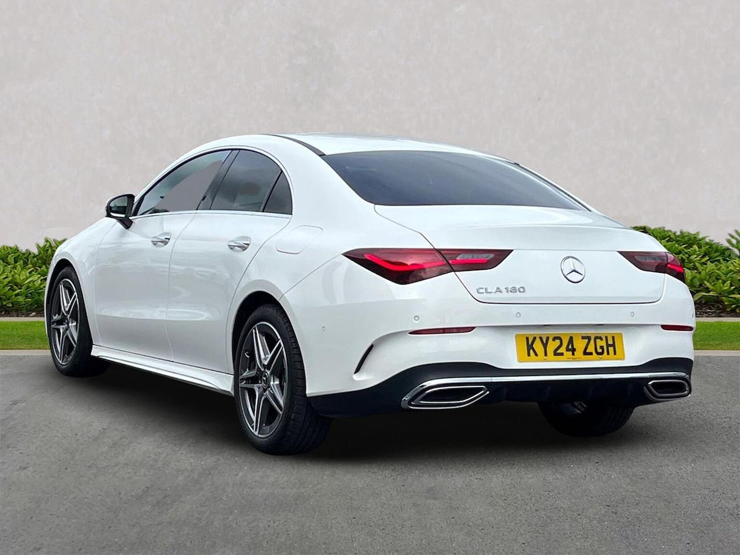 Used Mercedes-Benz CLA 2024 for sale - 76114272: Photo 2
