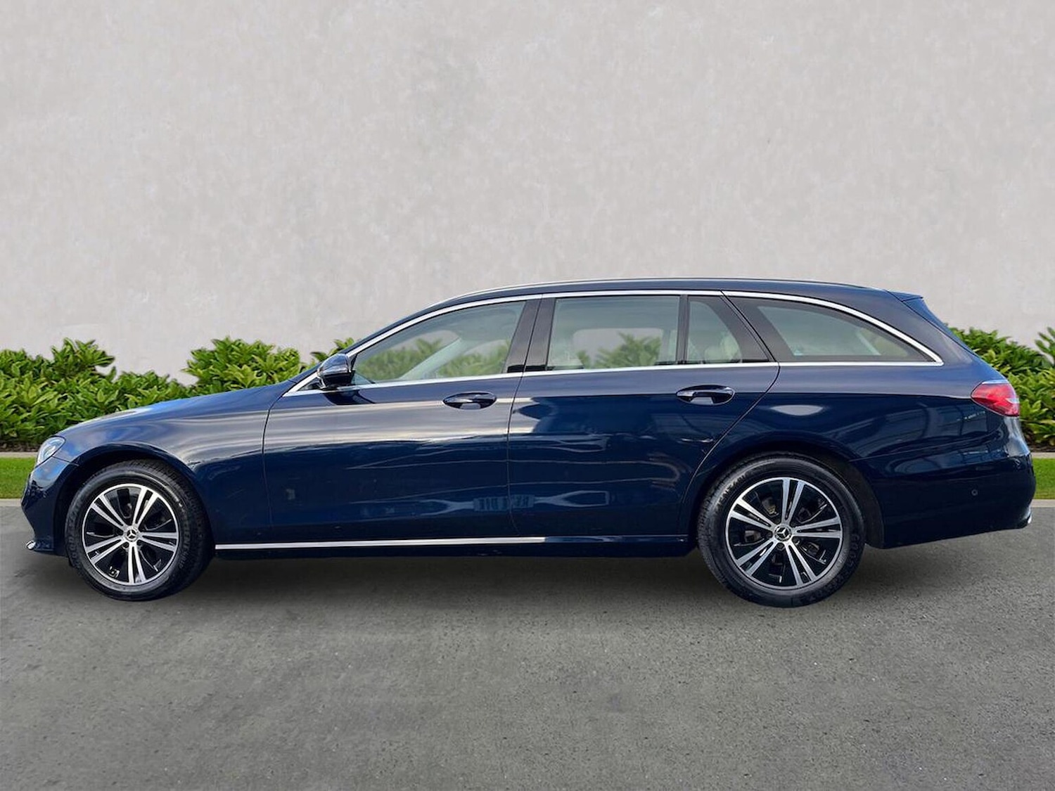 Used Mercedes-Benz E Class 2020 for sale - 76637673: Photo 19