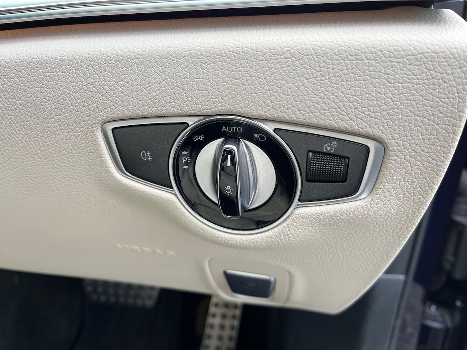 Used Mercedes-Benz E Class 2020 for sale - 76637673: Photo 22