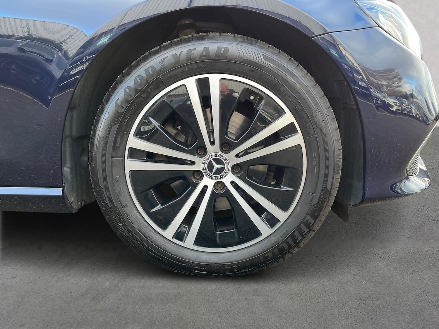 Used Mercedes-Benz E Class 2020 for sale - 76637673: Photo 6