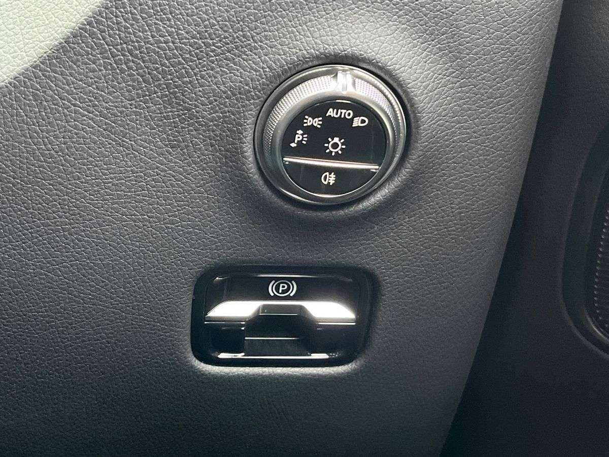 Used Mercedes-Benz GLC 2024 for sale - 78193604: Photo 22