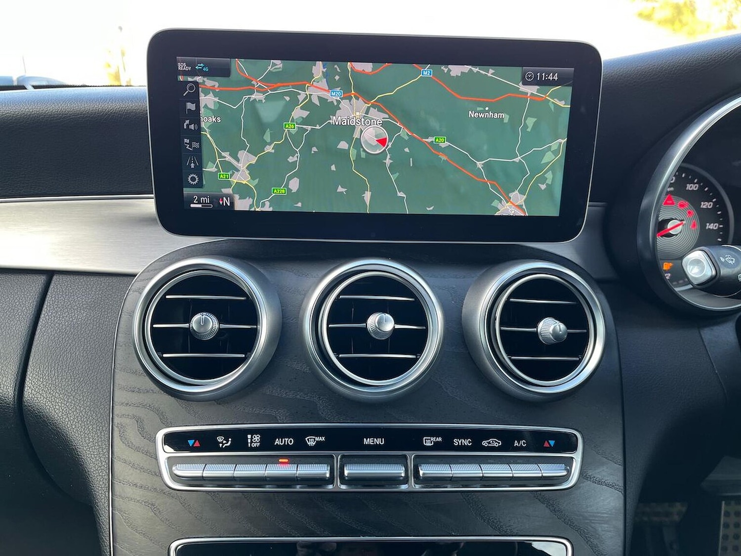 Used Mercedes-Benz C Class 2019 for sale - 76342972: Photo 12