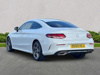 Used Mercedes-Benz C Class 2019 for sale - 76342972: Photo