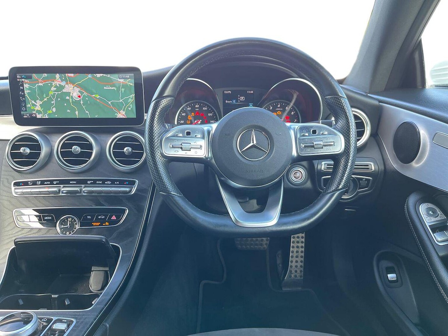 Used Mercedes-Benz C Class 2019 for sale - 76342972: Photo 9
