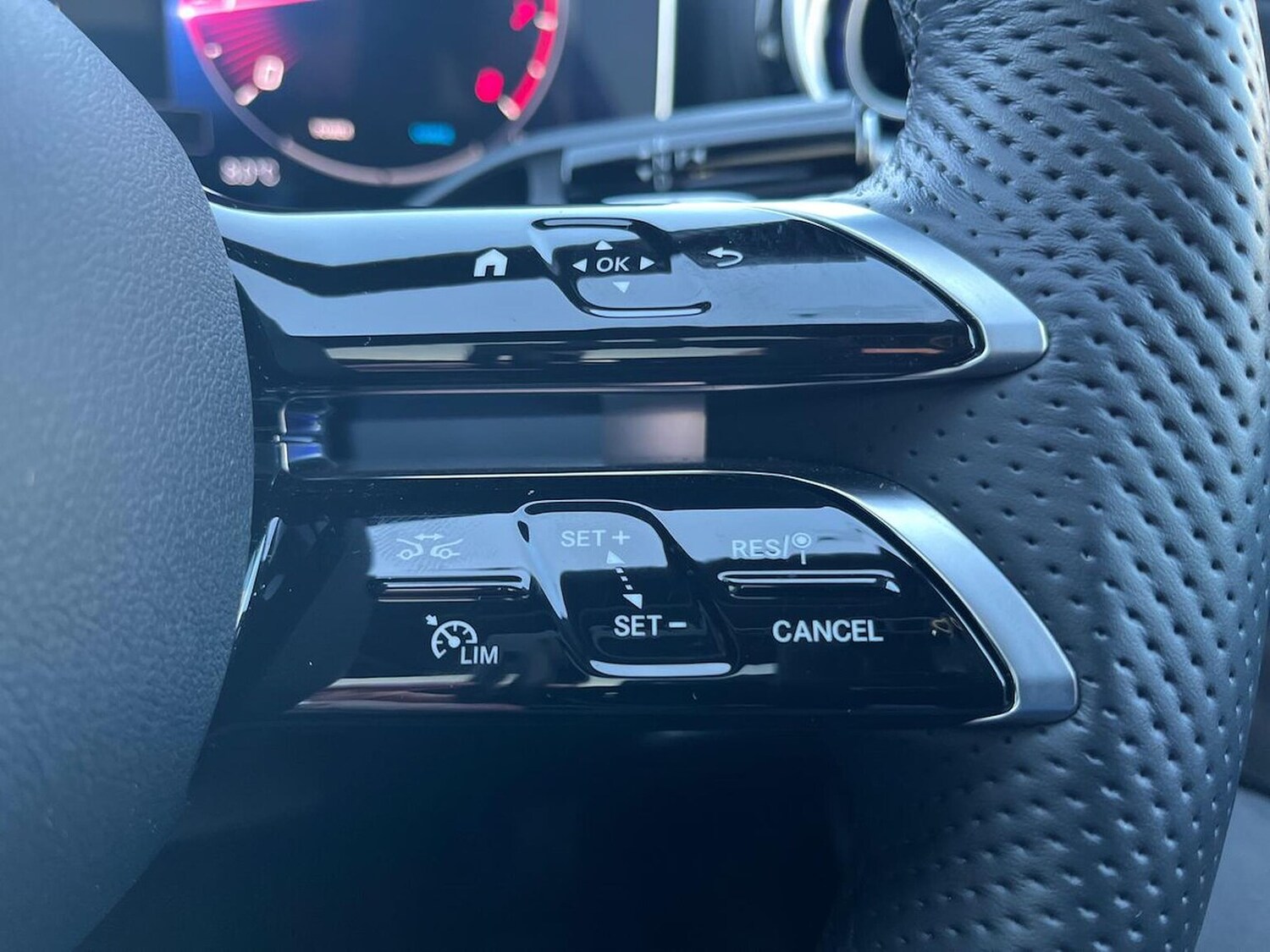 Used Mercedes-Benz C Class 2024 for sale - 76763504: Photo 27