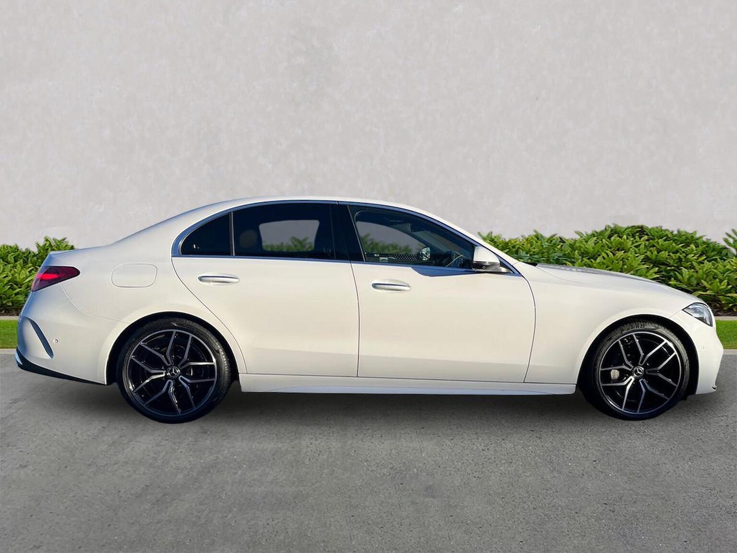 Used Mercedes-Benz C Class 2024 for sale - 76763504: Photo 3