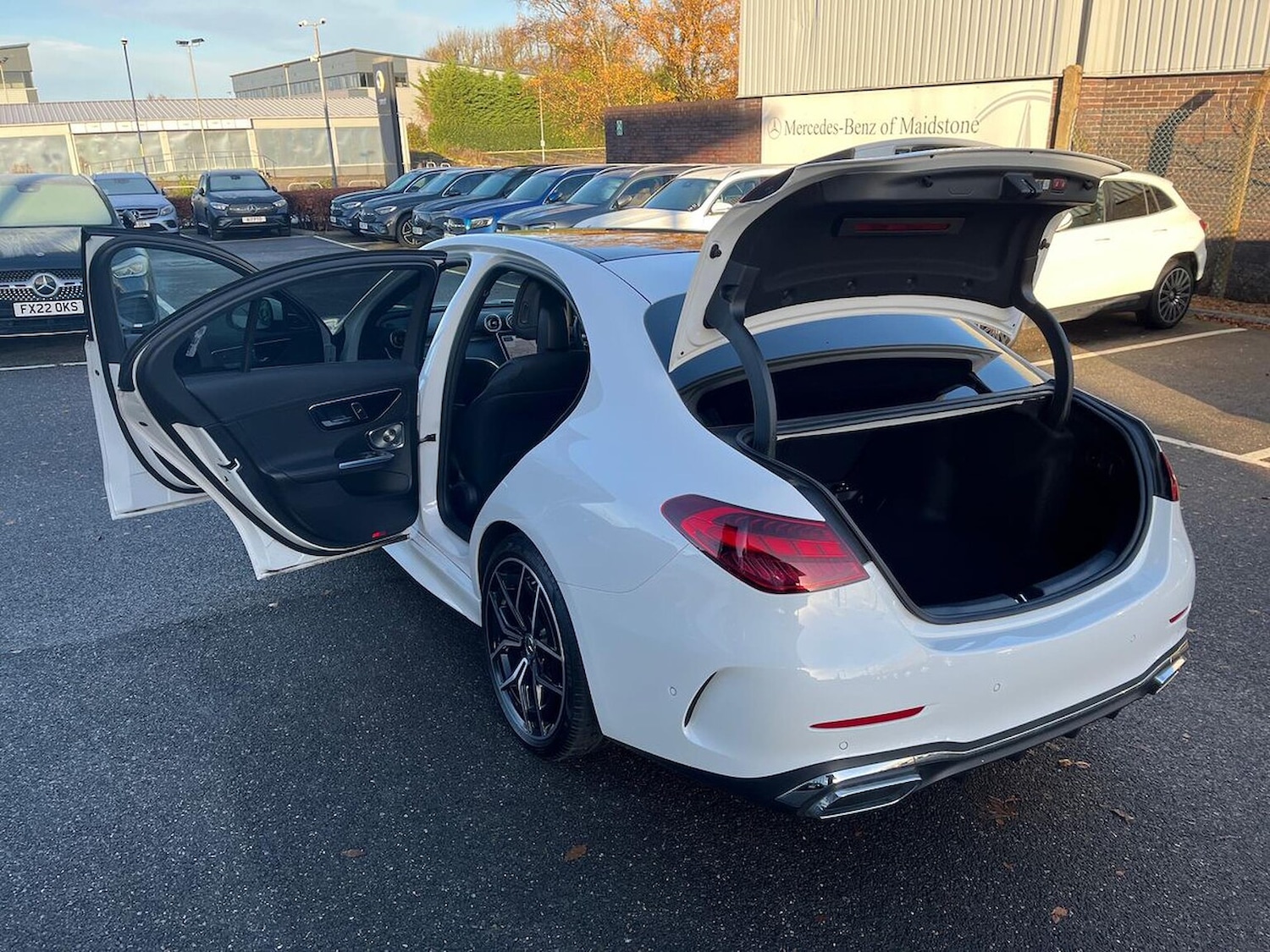 Used Mercedes-Benz C Class 2024 for sale - 76763504: Photo 40