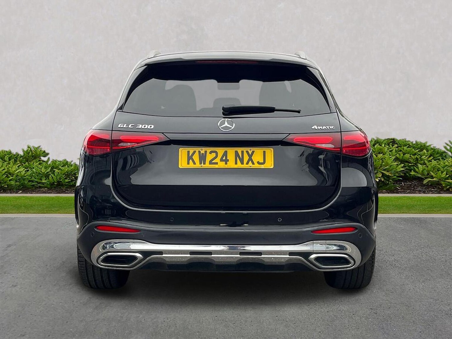 Used Mercedes-Benz GLC 2024 for sale - 76506138: Photo 4