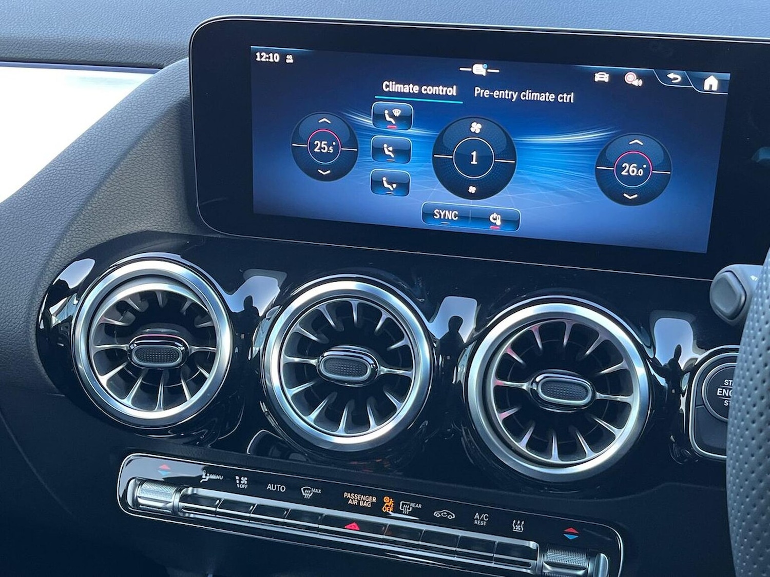 Used Mercedes-Benz GLA 2025 for sale - 76577213: Photo 12