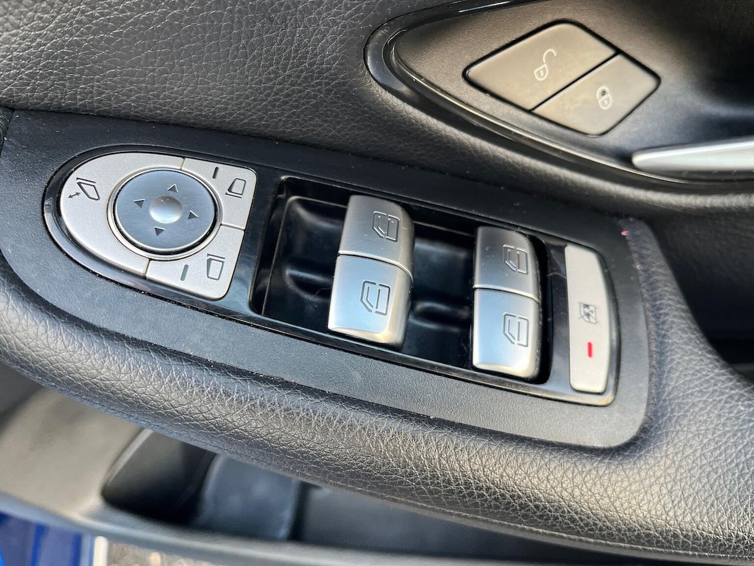 Used Mercedes-Benz C Class 2019 for sale - 76911211: Photo 21