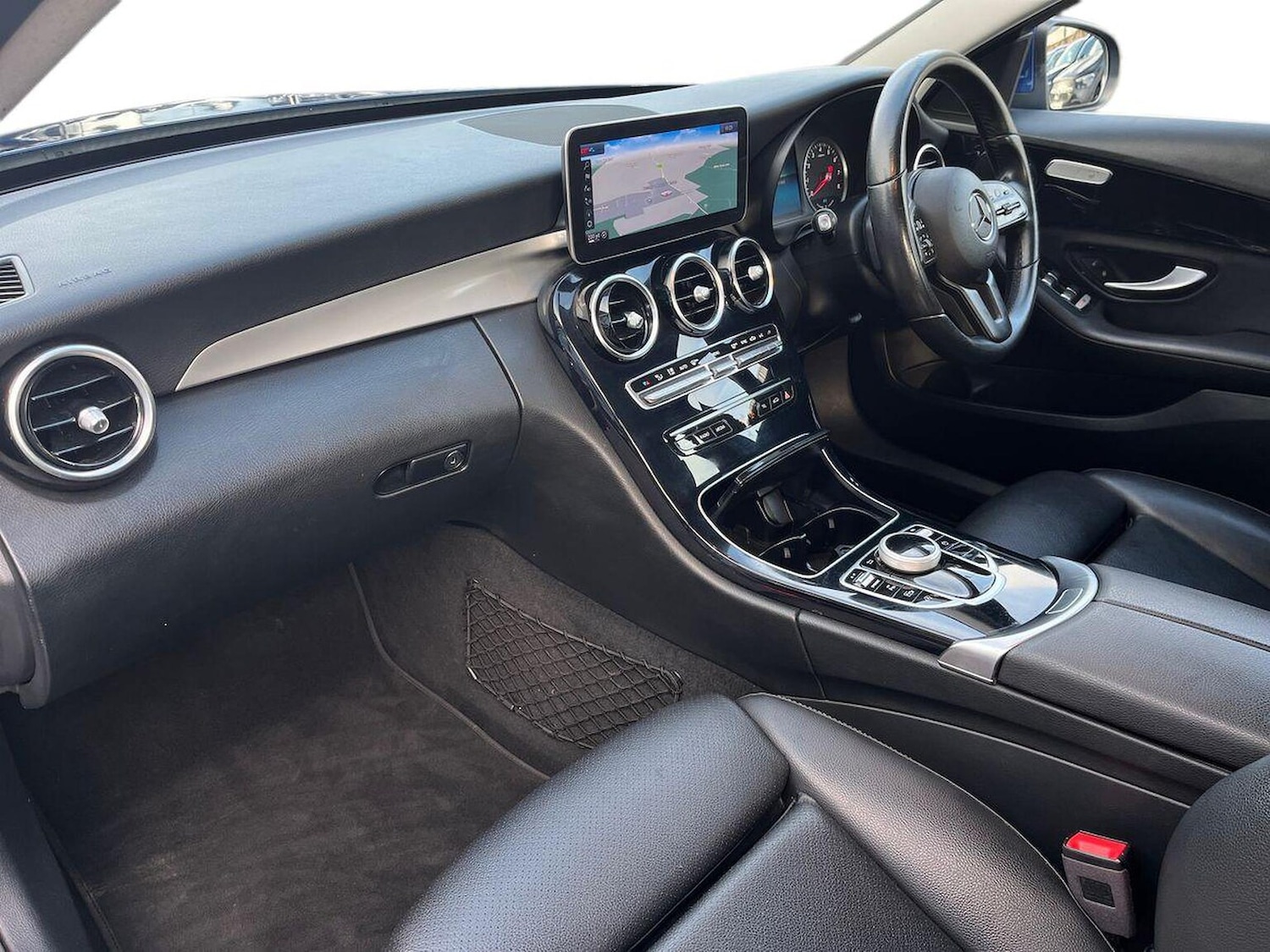 Used Mercedes-Benz C Class 2019 for sale - 76911211: Photo 7