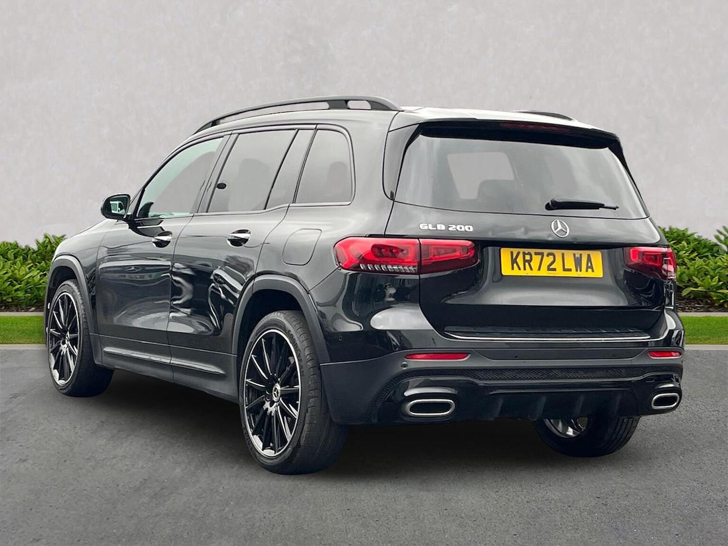 Used Mercedes-Benz GLB 2023 for sale - 76911215: Photo 2