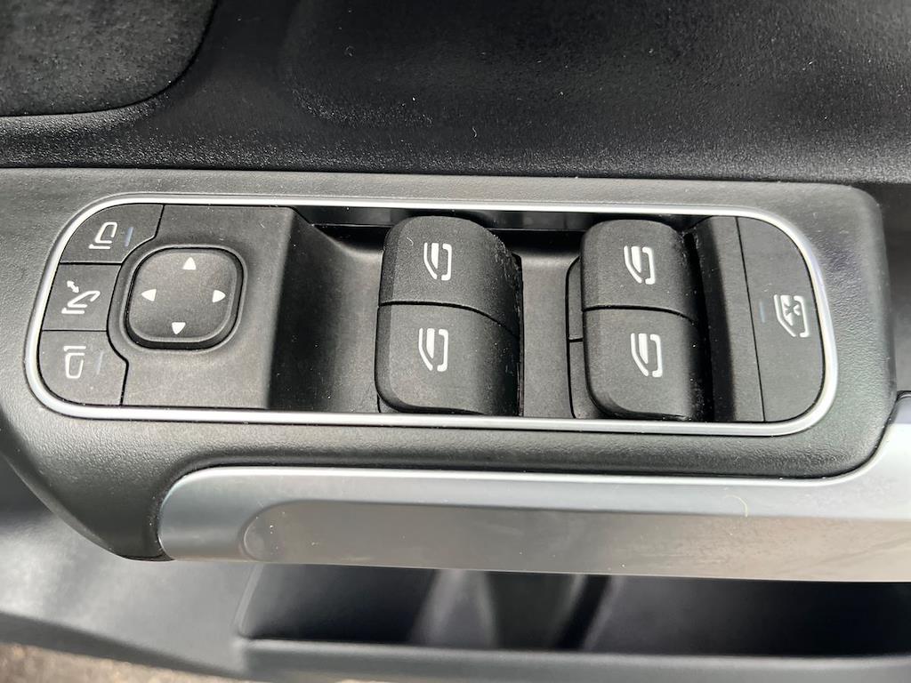 Used Mercedes-Benz GLB 2023 for sale - 76911215: Photo 21