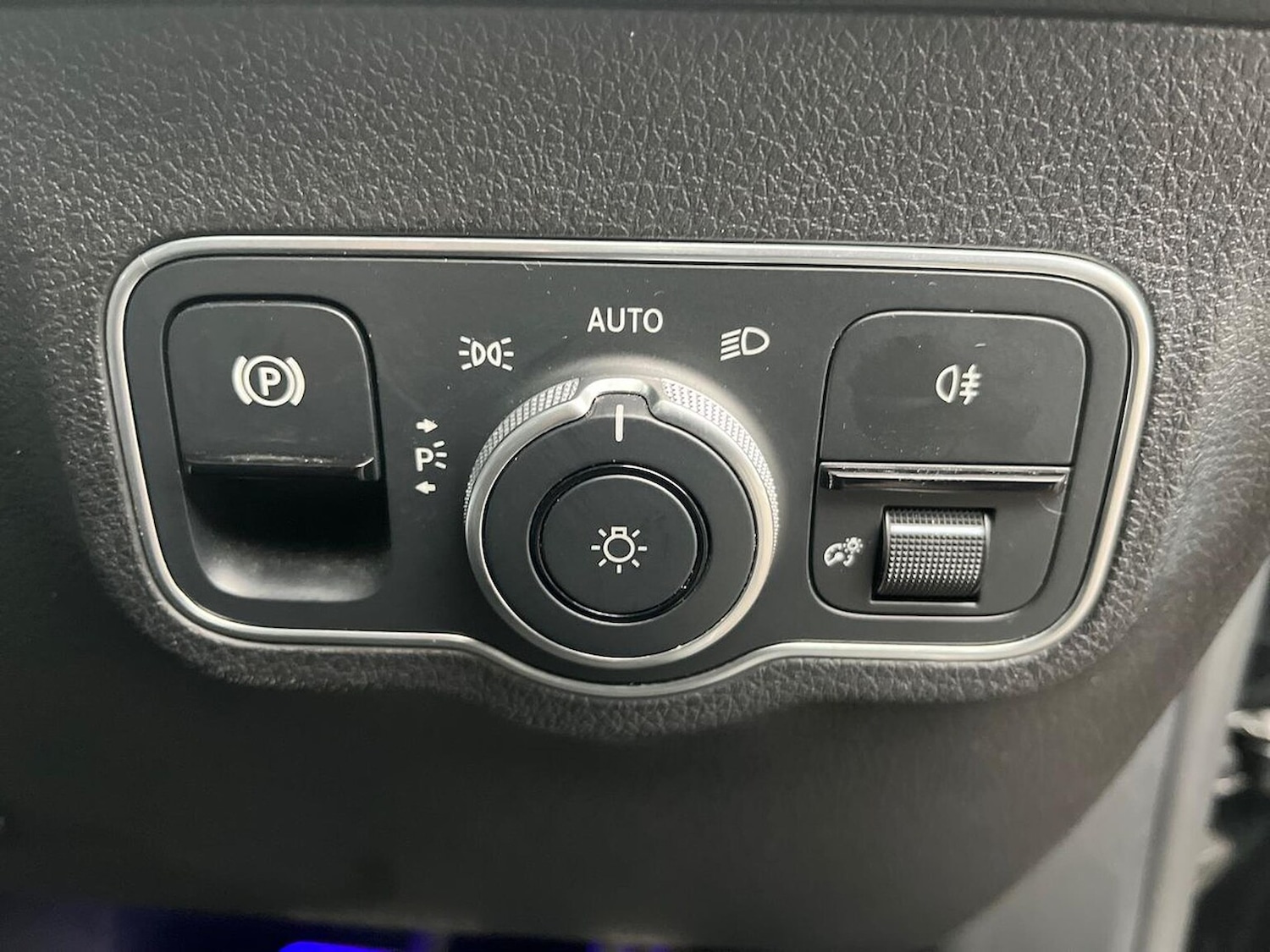 Used Mercedes-Benz GLB 2023 for sale - 76911215: Photo 22