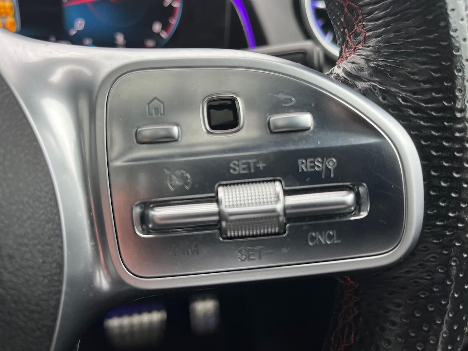 Used Mercedes-Benz GLB 2023 for sale - 76911215: Photo 27