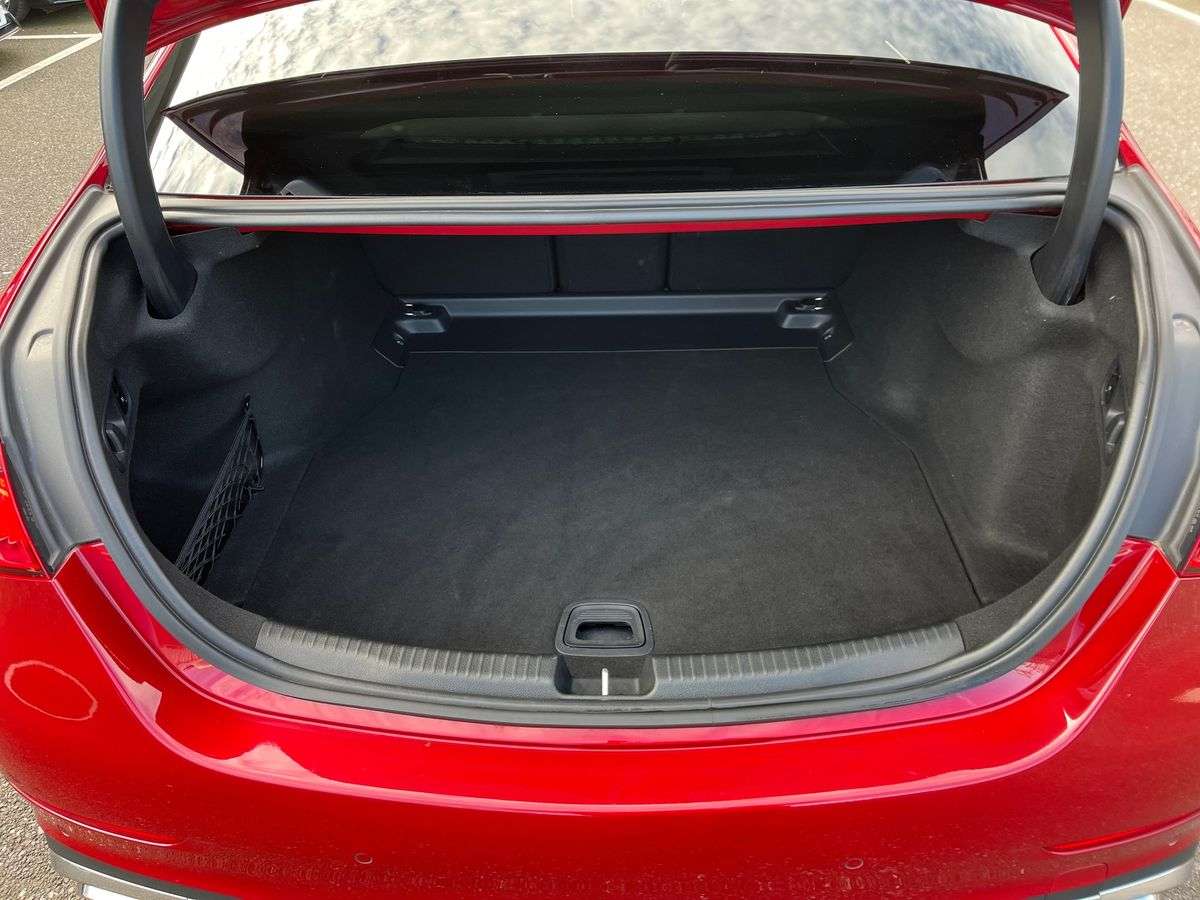 Used Mercedes-Benz C Class 2024 for sale - 78192934: Photo 17