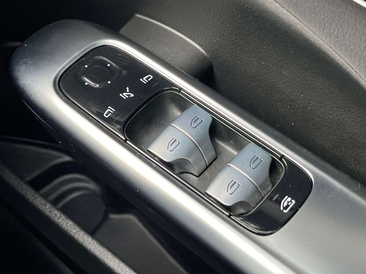 Used Mercedes-Benz C Class 2024 for sale - 78192934: Photo 21