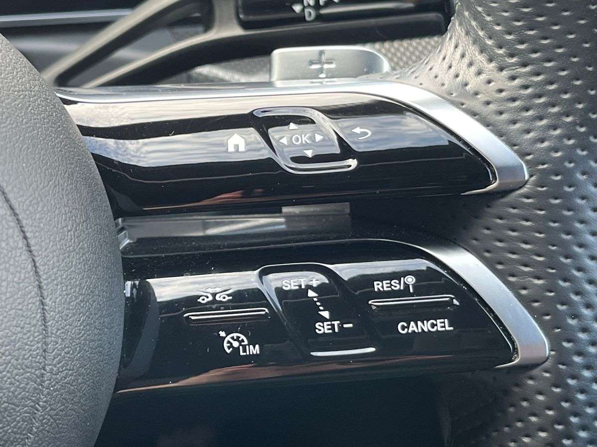 Used Mercedes-Benz C Class 2024 for sale - 78192934: Photo 27