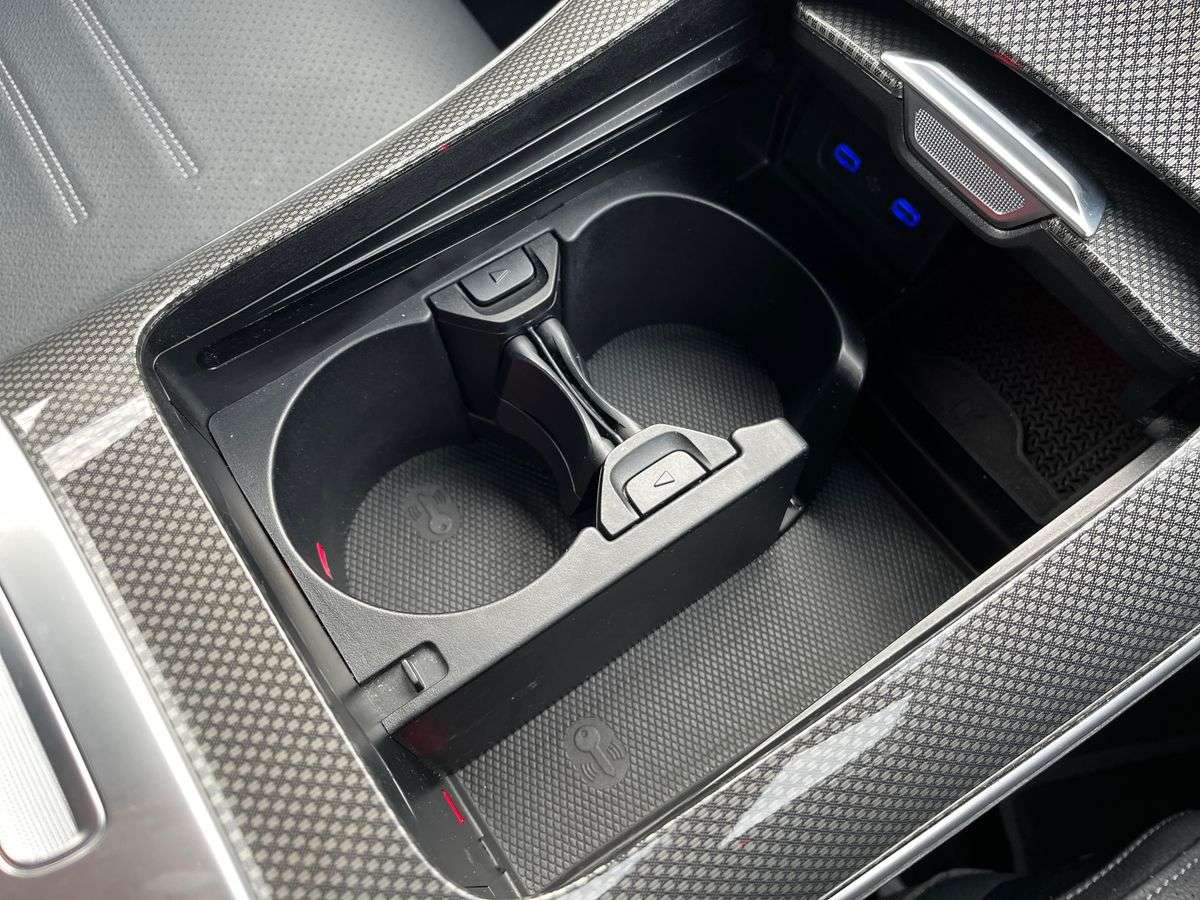 Used Mercedes-Benz C Class 2024 for sale - 78192934: Photo 32