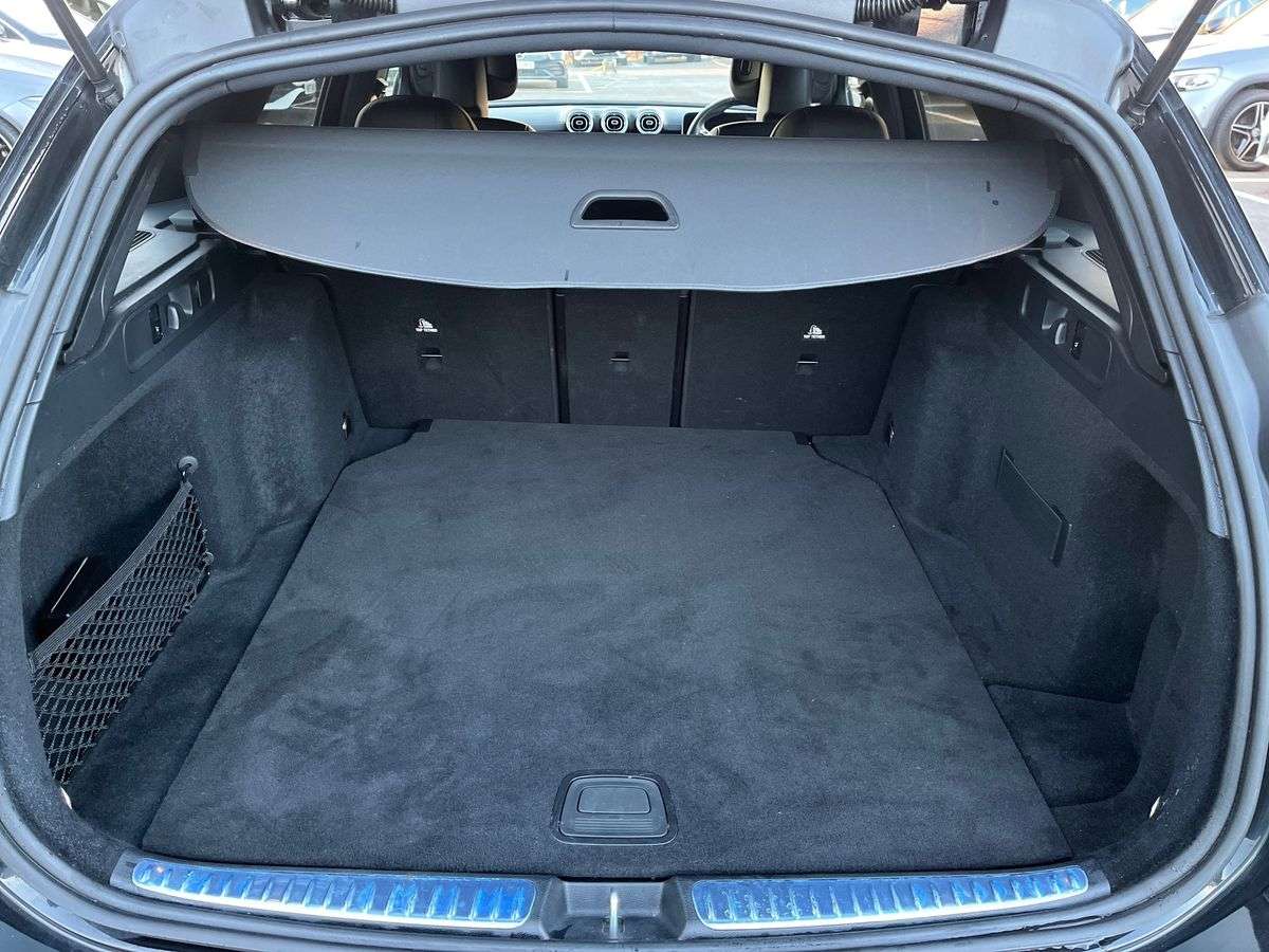 Used Mercedes-Benz C Class 2024 for sale - 77578770: Photo 17