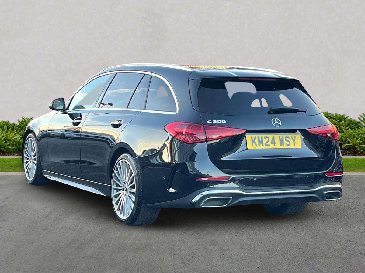 Used Mercedes-Benz C Class 2024 for sale - 77578770: Photo 2