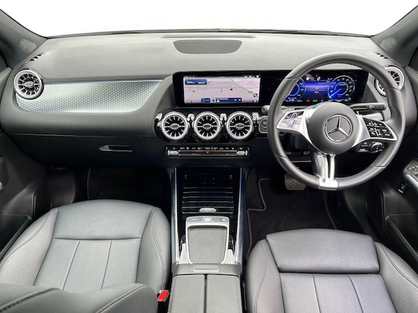 Used Mercedes-Benz EQA 2024 for sale - 76288635: Photo 8
