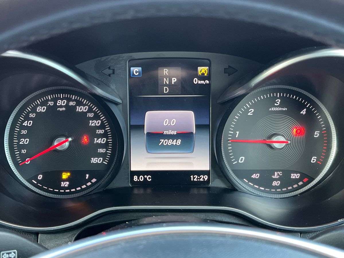 Used Mercedes-Benz GLC 2019 for sale - 78191700: Photo 10