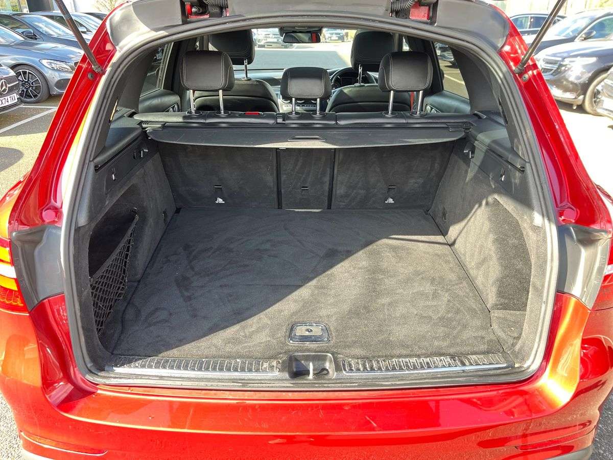 Used Mercedes-Benz GLC 2019 for sale - 78191700: Photo 17