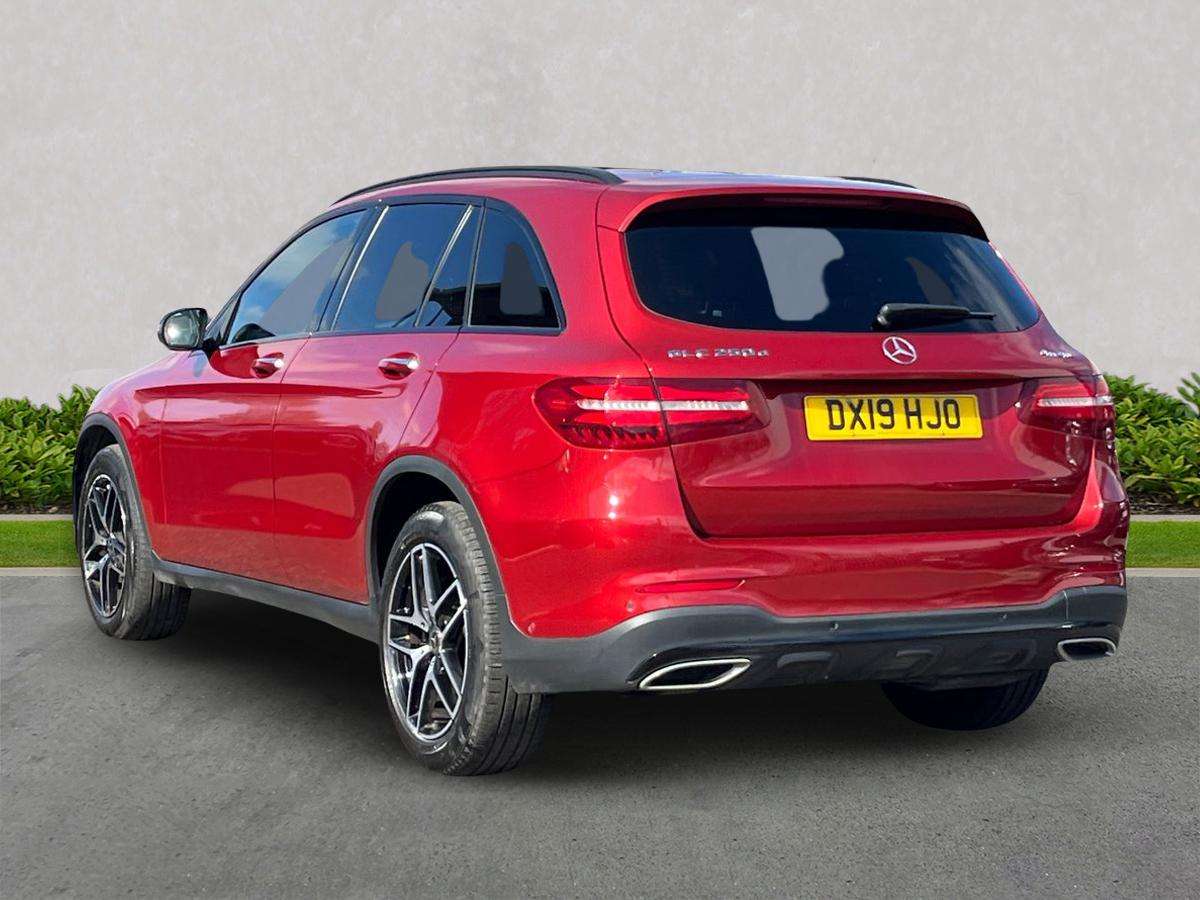 Used Mercedes-Benz GLC 2019 for sale - 78191700: Photo 2