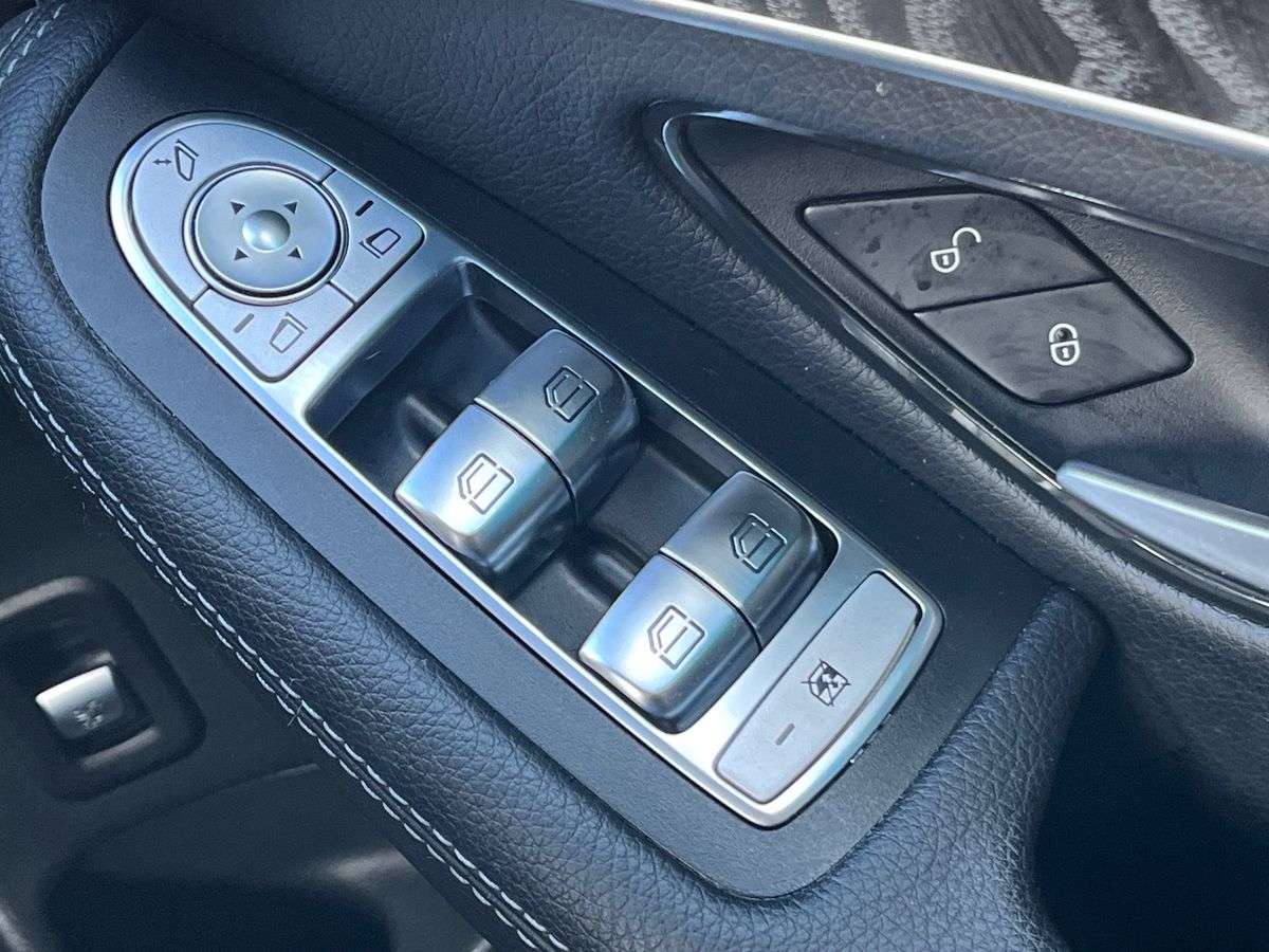 Used Mercedes-Benz GLC 2019 for sale - 78191700: Photo 21