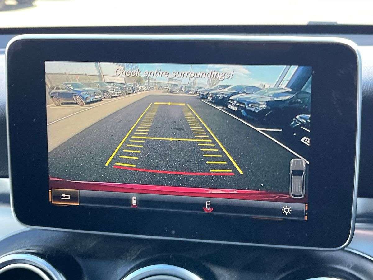 Used Mercedes-Benz GLC 2019 for sale - 78191700: Photo 23