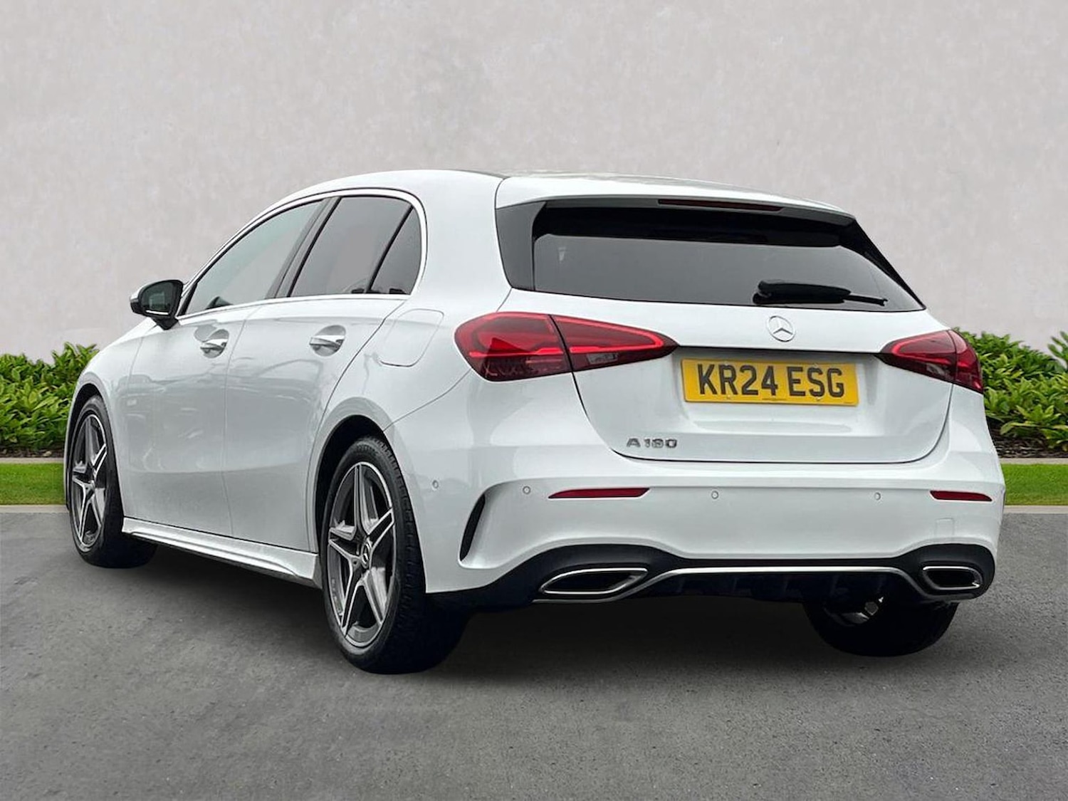 Used Mercedes-Benz A-Class 2024 for sale - 76565478: Photo 2