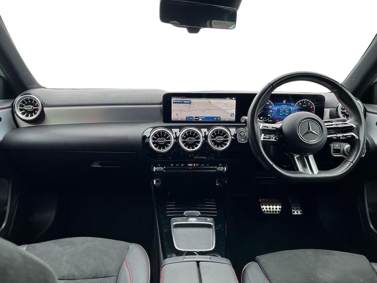 Used Mercedes-Benz A-Class 2024 for sale - 76565478: Photo 8