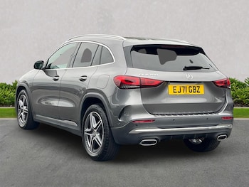 Used Mercedes-Benz GLA 2021 for sale - 76268285: Photo 2
