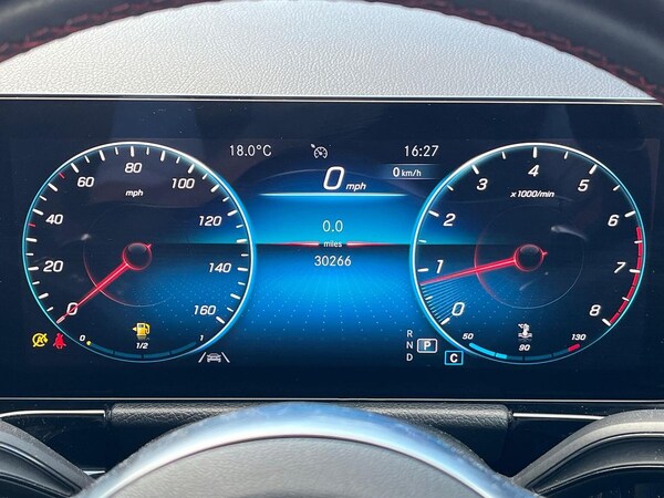 Used Mercedes-Benz GLA 2022 for sale - 76231703: Photo 10