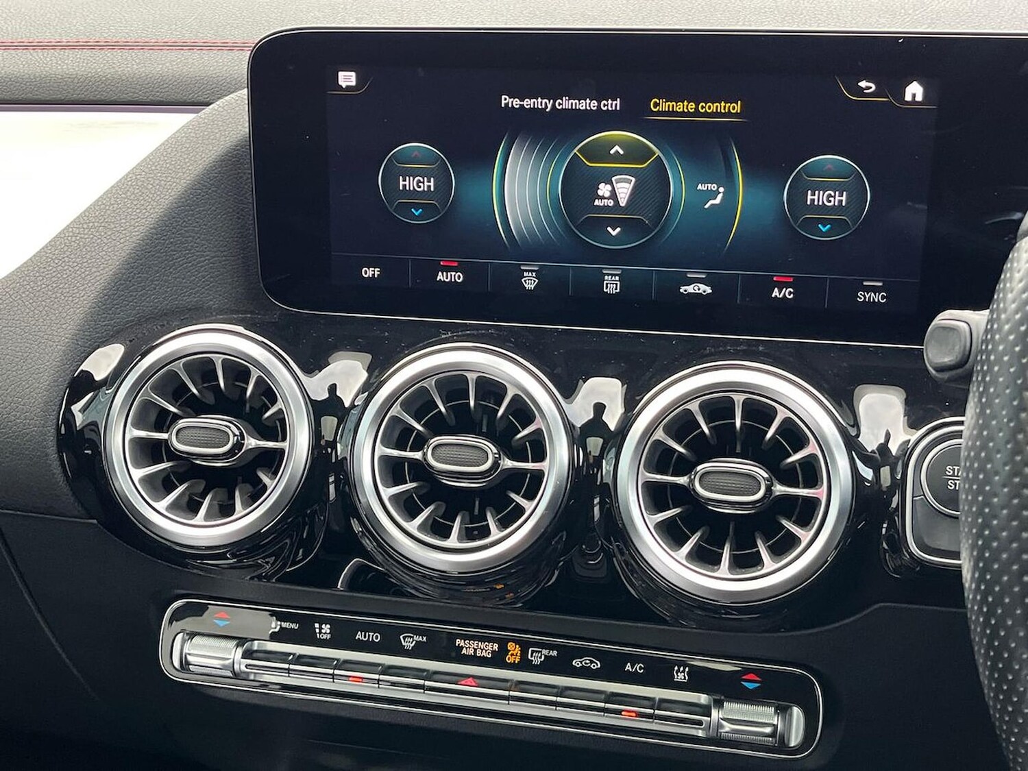 Used Mercedes-Benz EQA 2022 for sale - 76594667: Photo 12