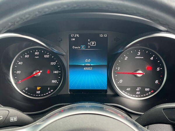 Used Mercedes-Benz GLC 2020 for sale - 76207424: Photo 10
