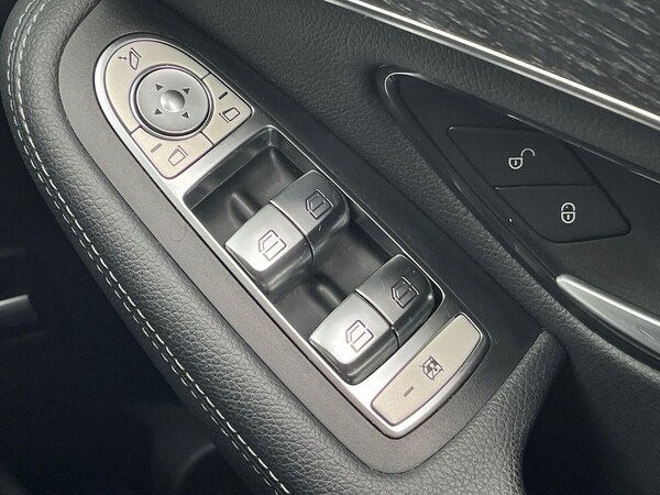 Used Mercedes-Benz GLC 2020 for sale - 76207424: Photo 21