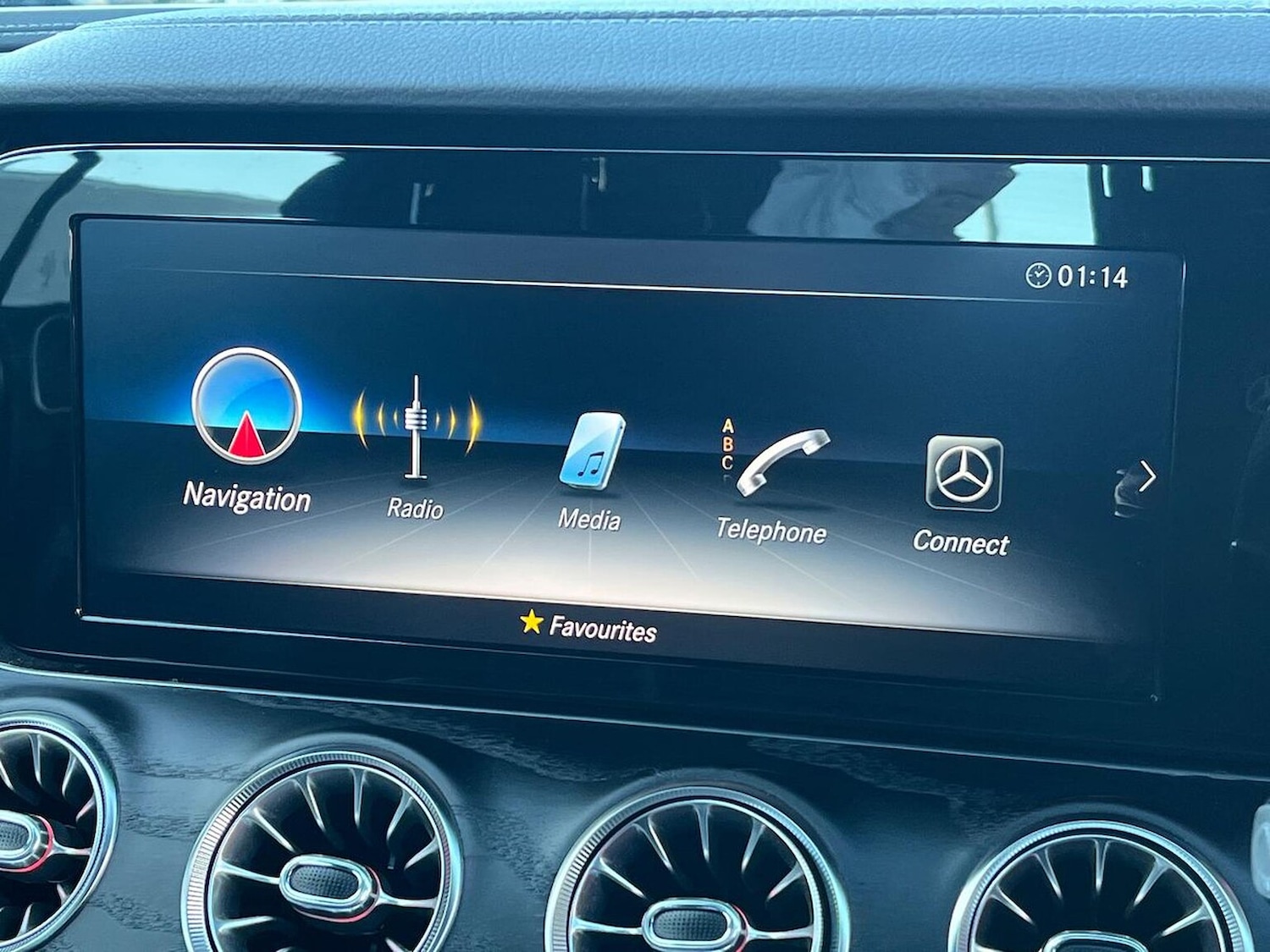 Used Mercedes-Benz E Class 2018 for sale - 76187175: Photo 11