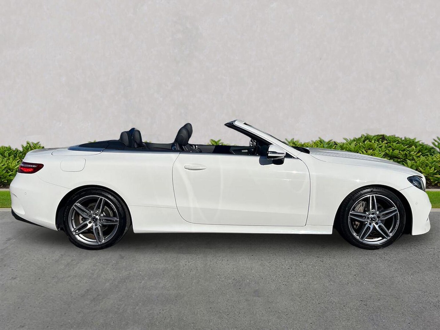 Used Mercedes-Benz E Class 2018 for sale - 76187175: Photo 3