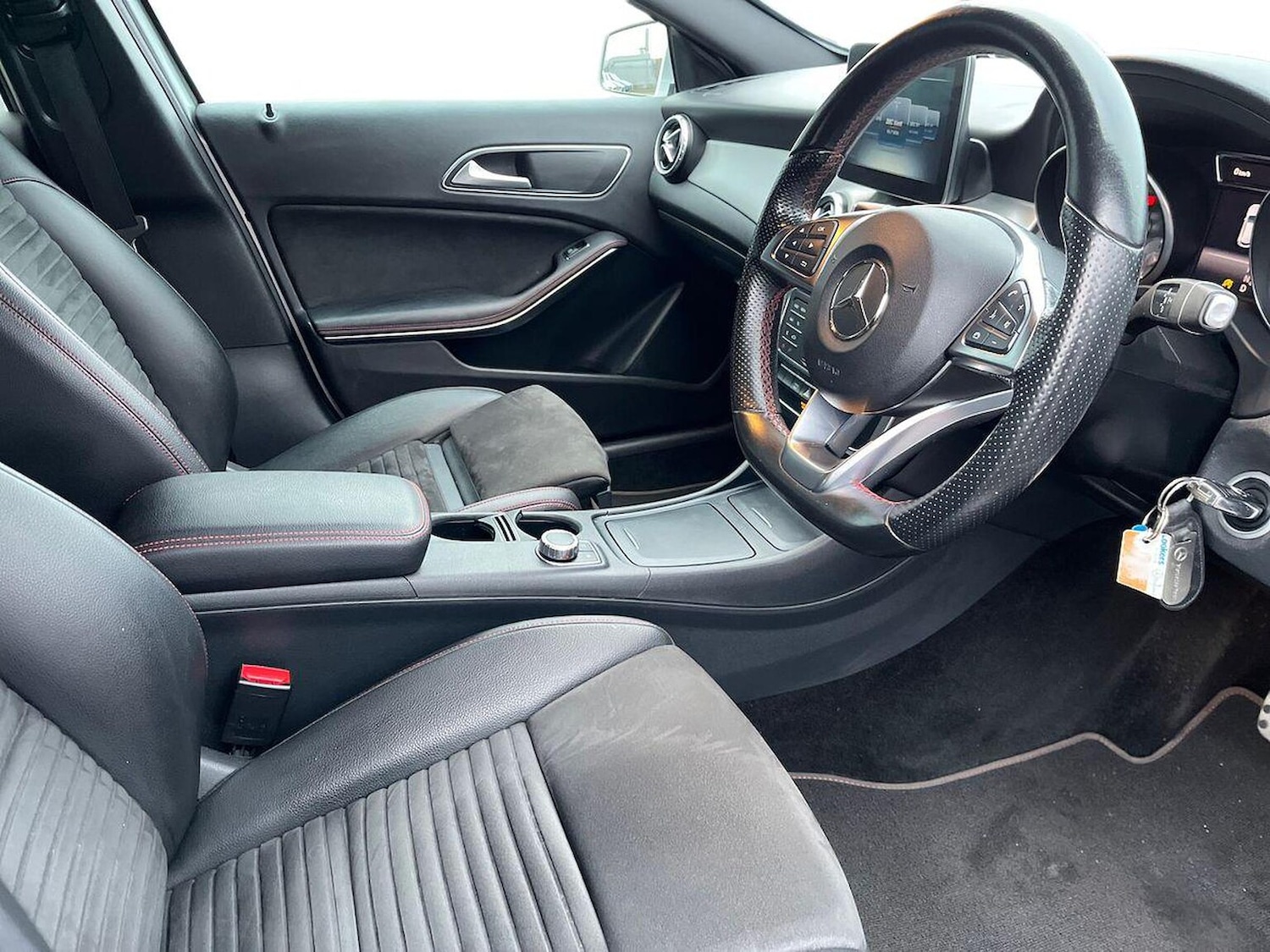 Used Mercedes-Benz GLA 2017 for sale - 77028083: Photo 15