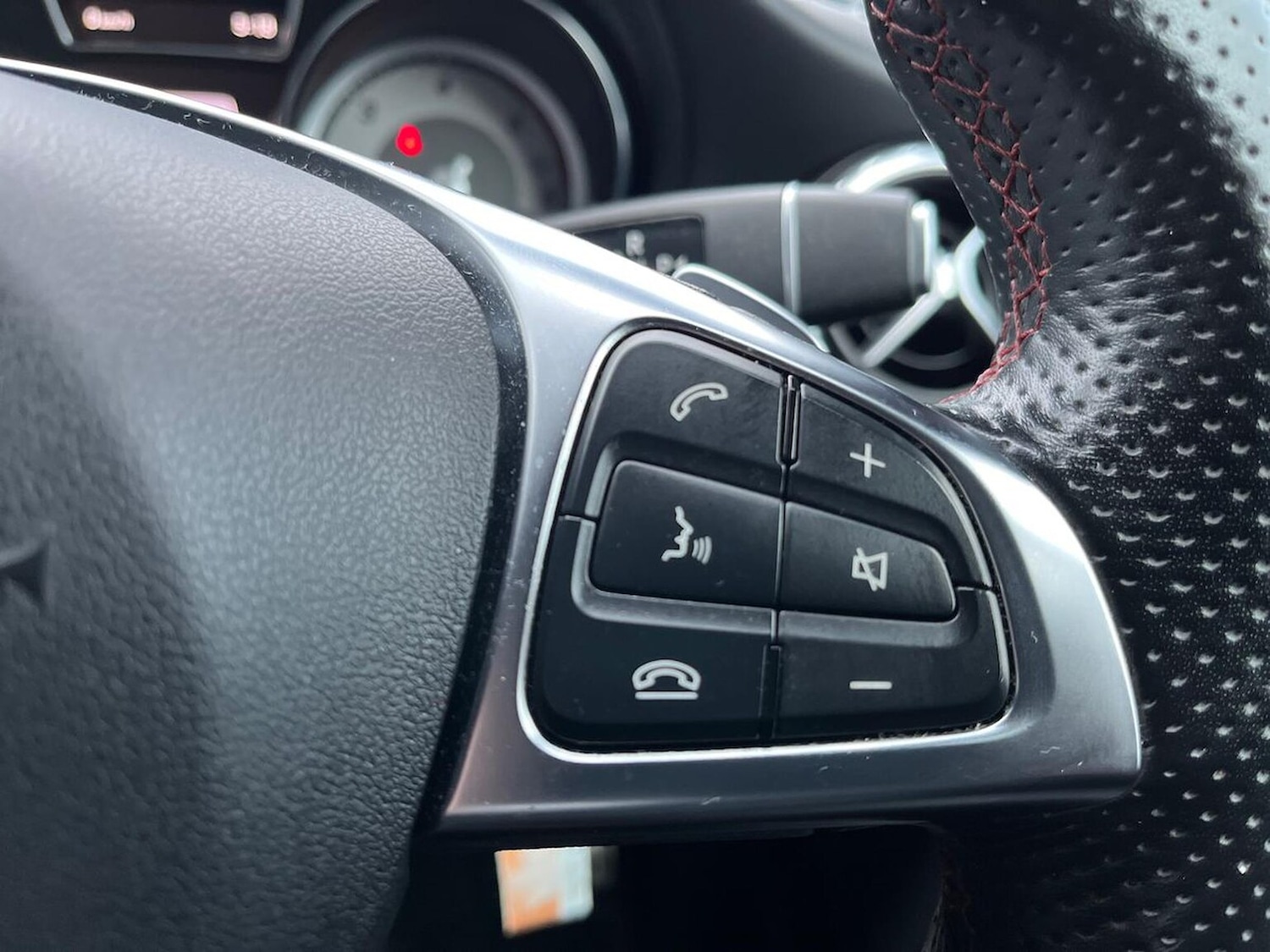 Used Mercedes-Benz GLA 2017 for sale - 77028083: Photo 27