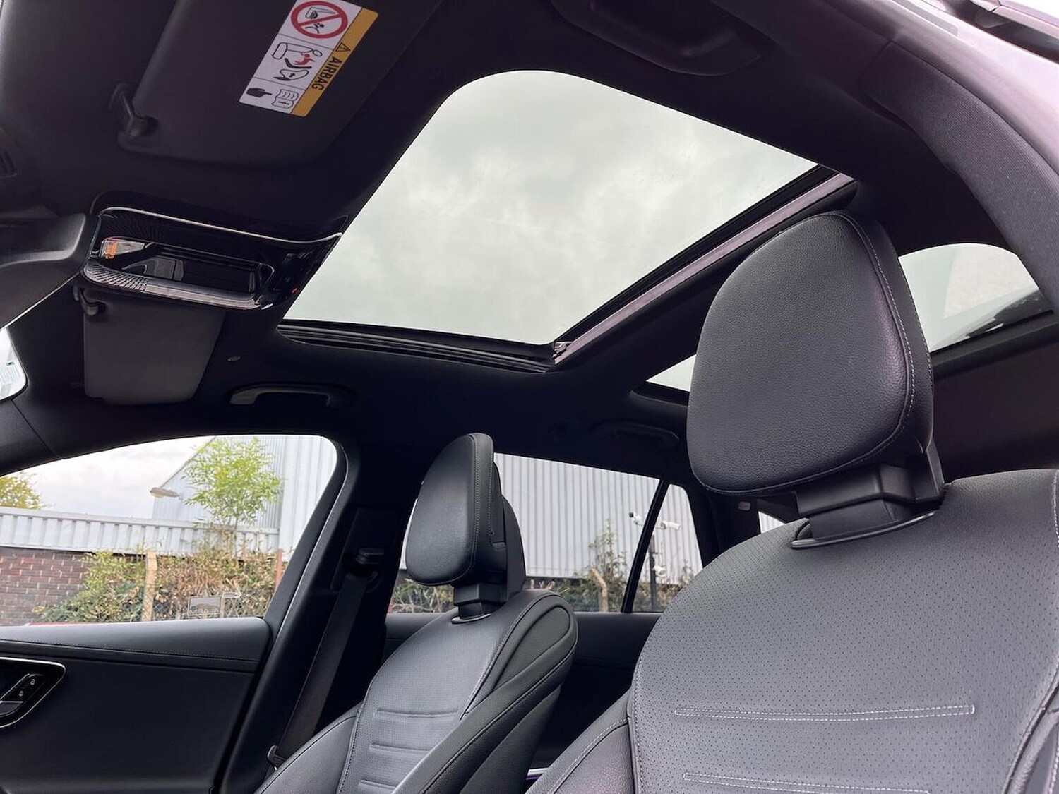 Used Mercedes-Benz C Class 2023 for sale - 76477218: Photo 14