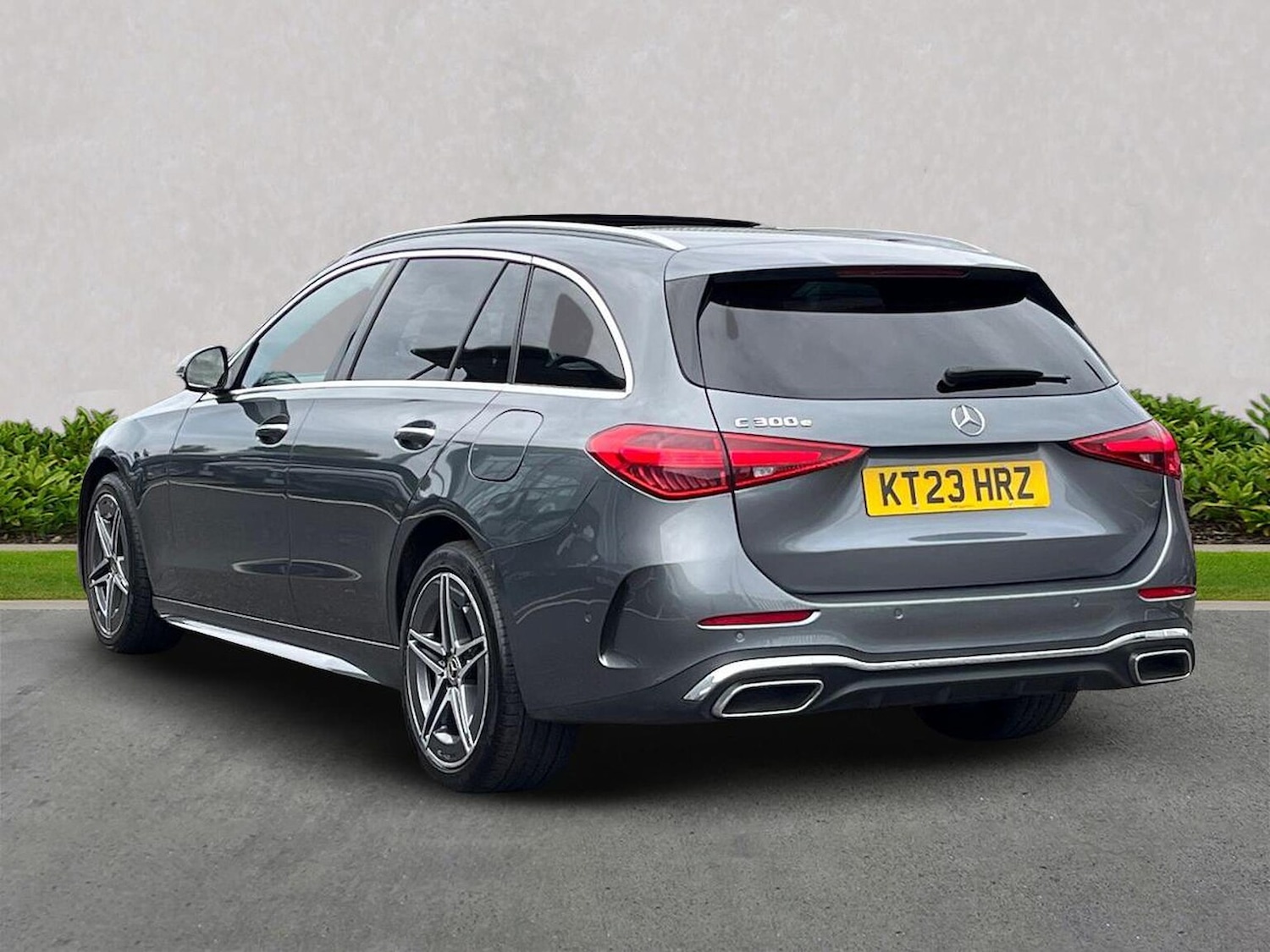 Used Mercedes-Benz C Class 2023 for sale - 76477218: Photo 2